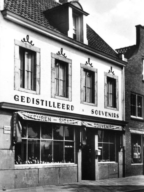 Bedaux de brouwer winkelwoningen sluis oud