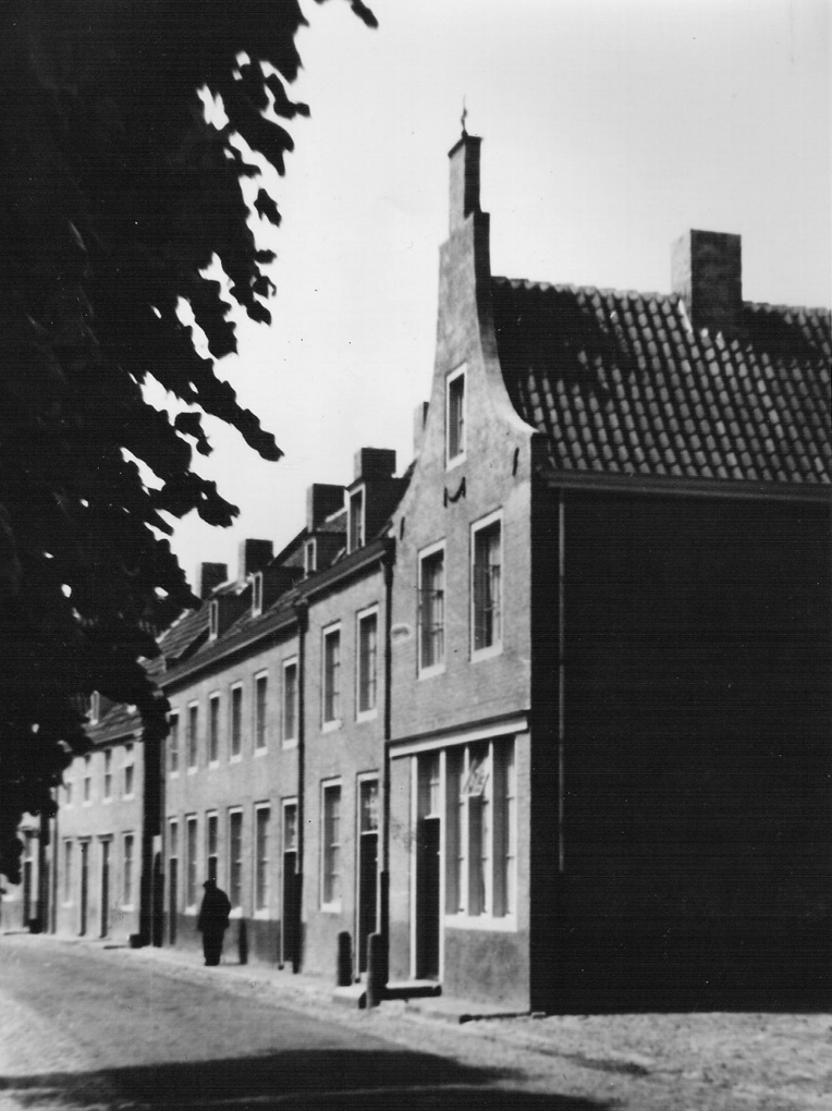 Bedaux de brouwer 0240 woningbouw sluis straatbeeld